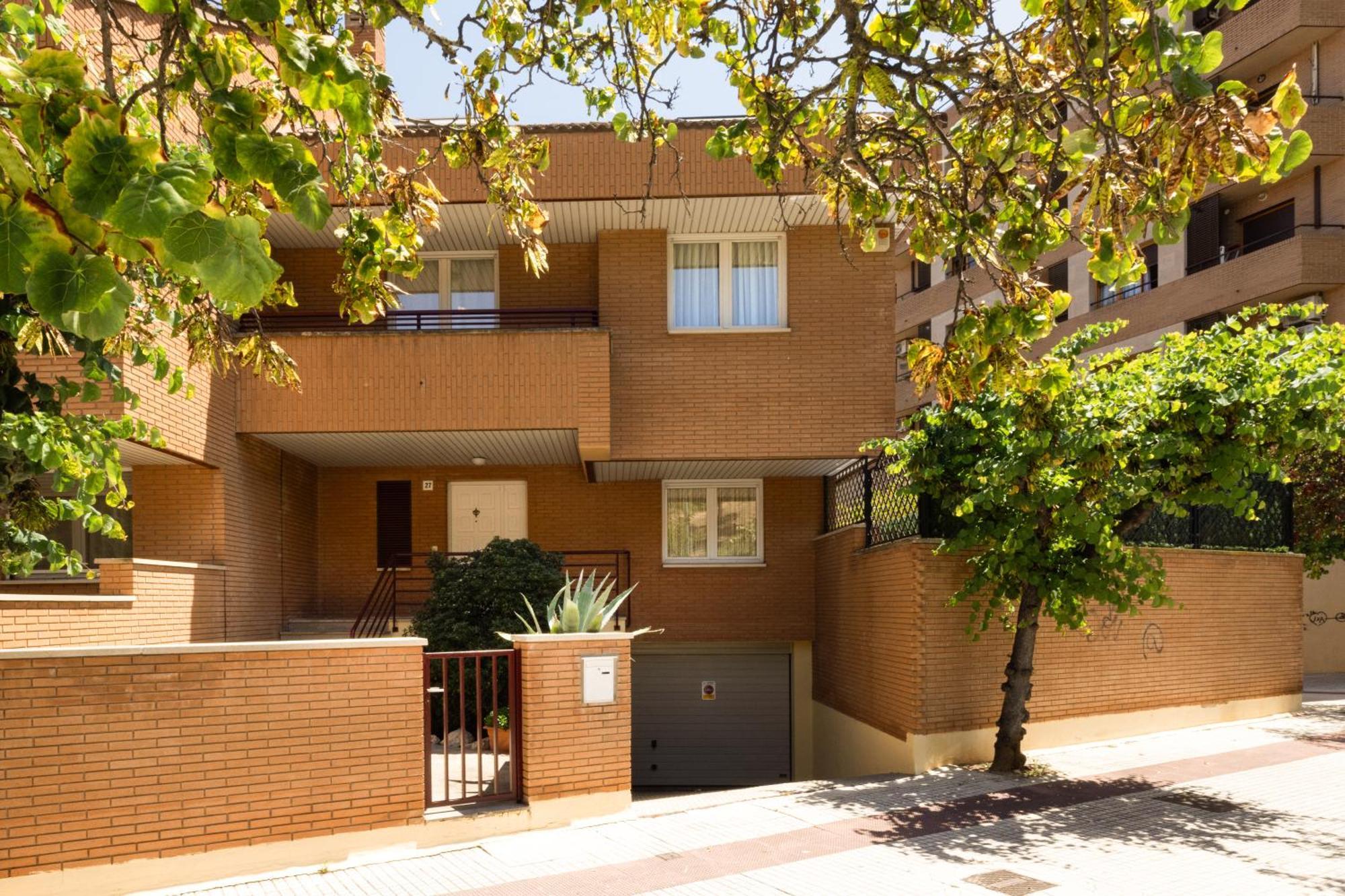 Вилла Casa Con Piscina En El Centro Тудела Экстерьер фото